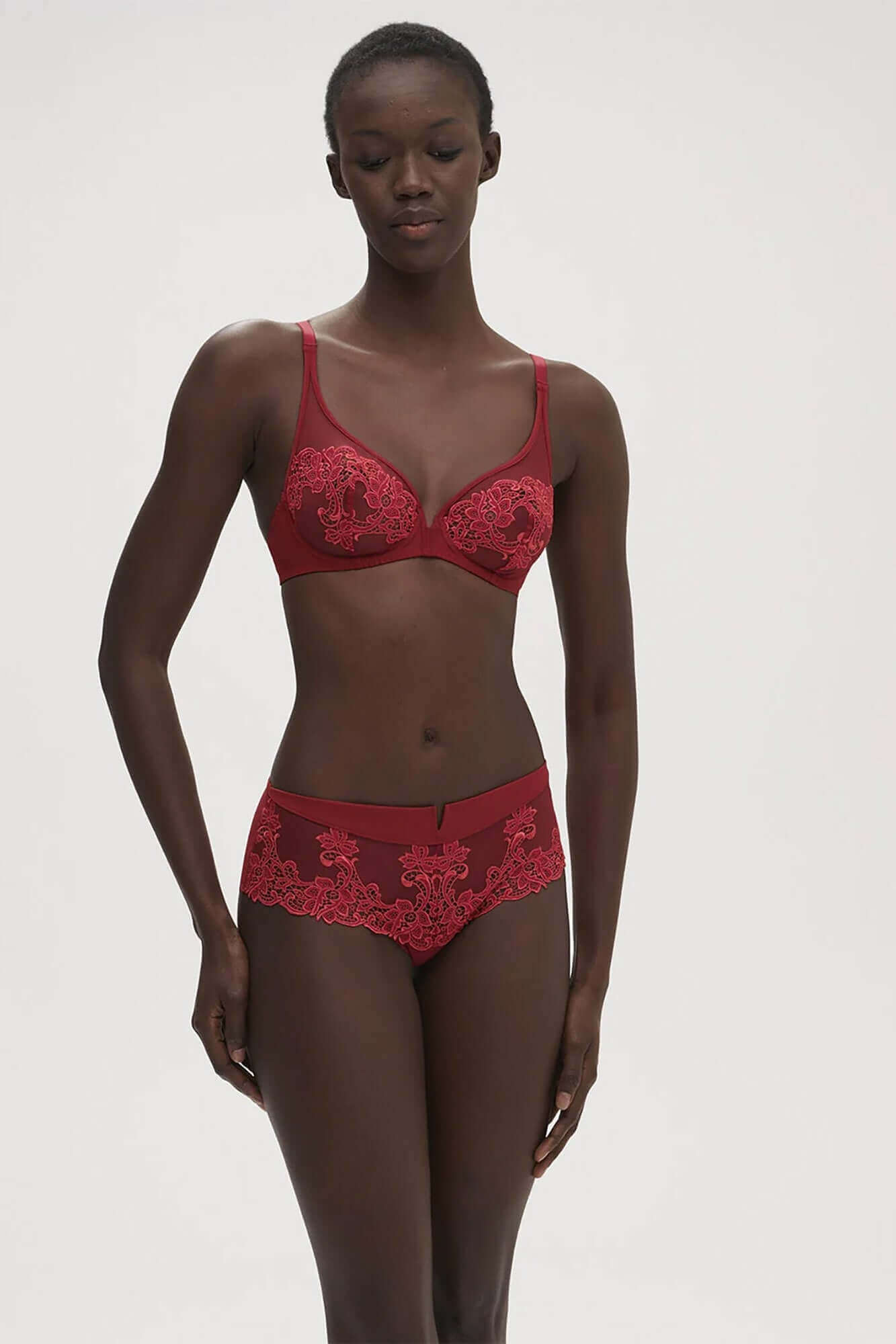 Saga Boyshort in Lipstick