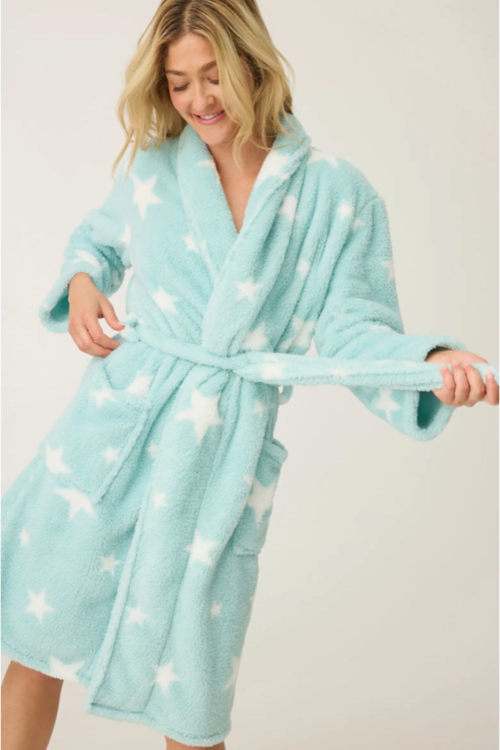 Let's Get Cozy Robe in Light Mint