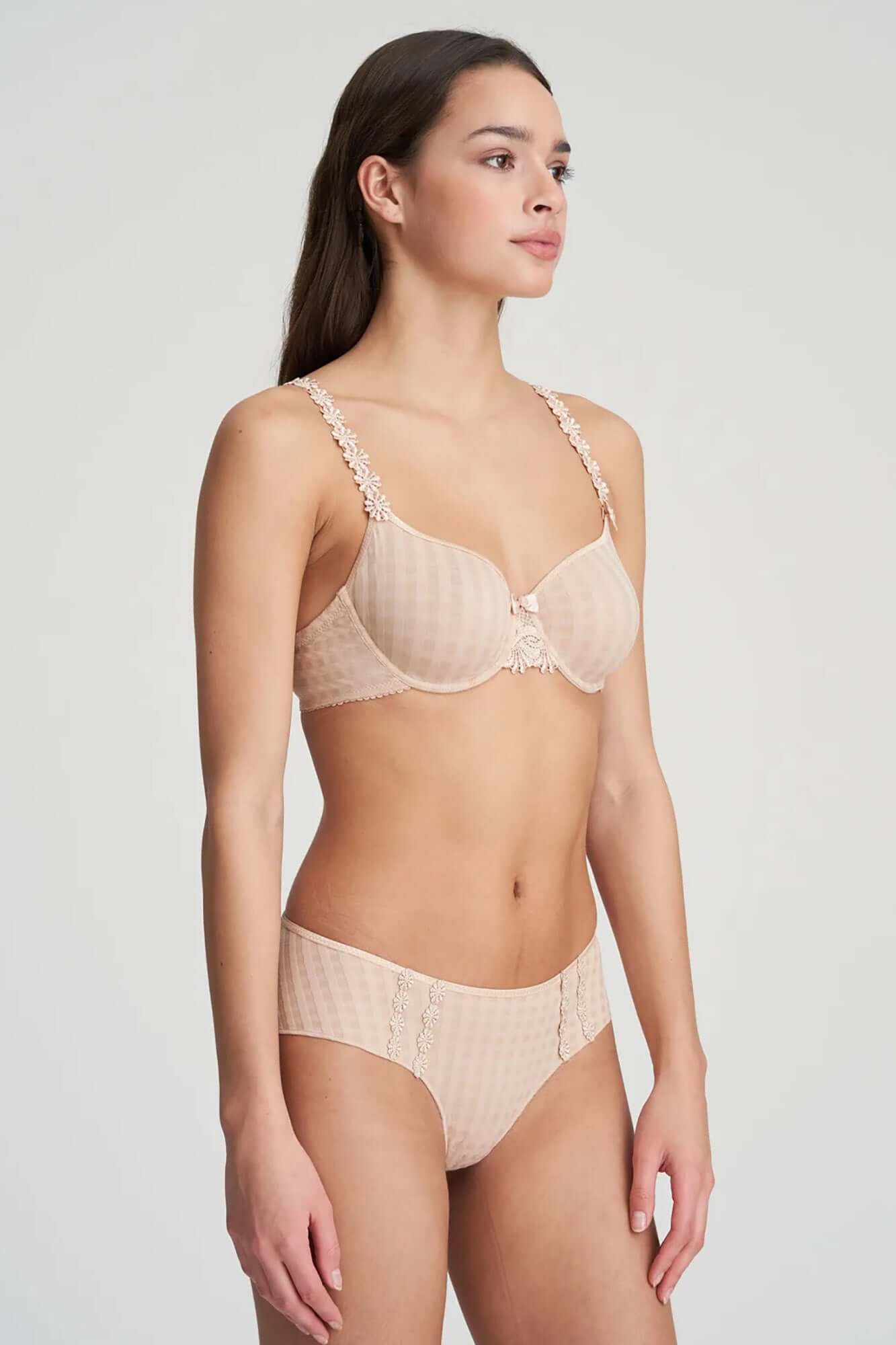 Avero Soft Cup Underwire Bra in Caffe Latte