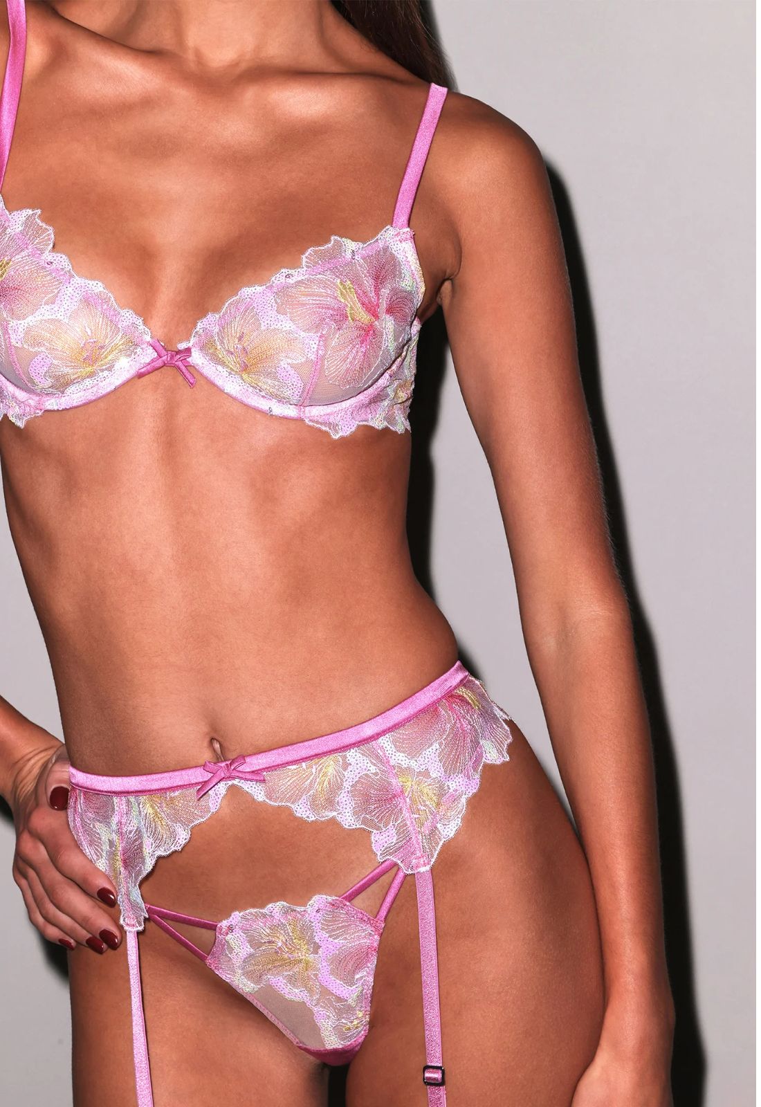 Sequin Hibiscus G-String in Pink Desire