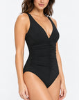 Karla Colletto 209-570 in Black: studio model 02