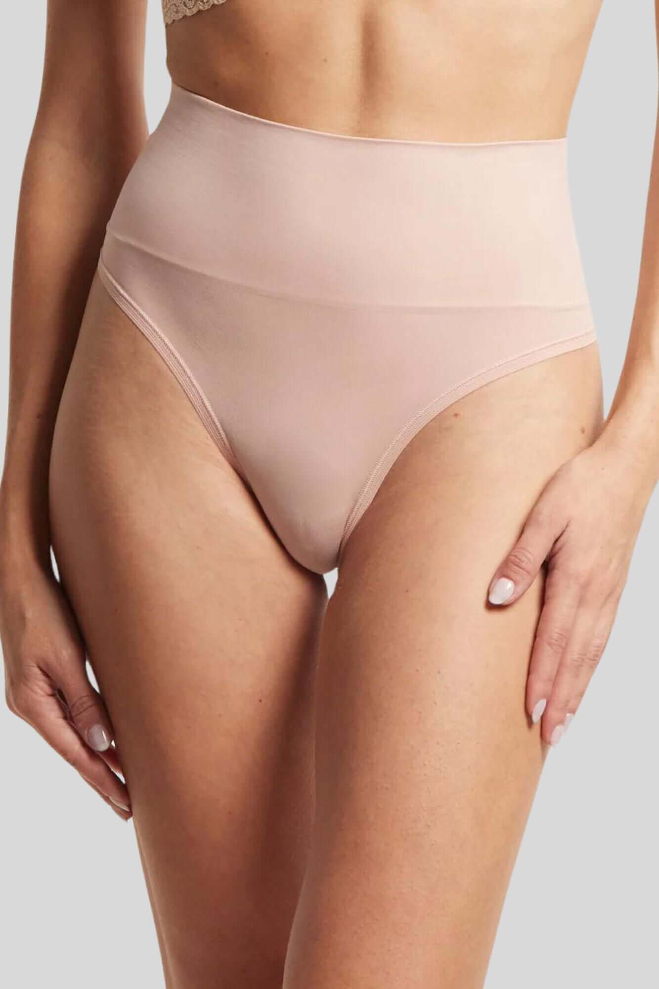 Hanky Panky Body Midrise Thong