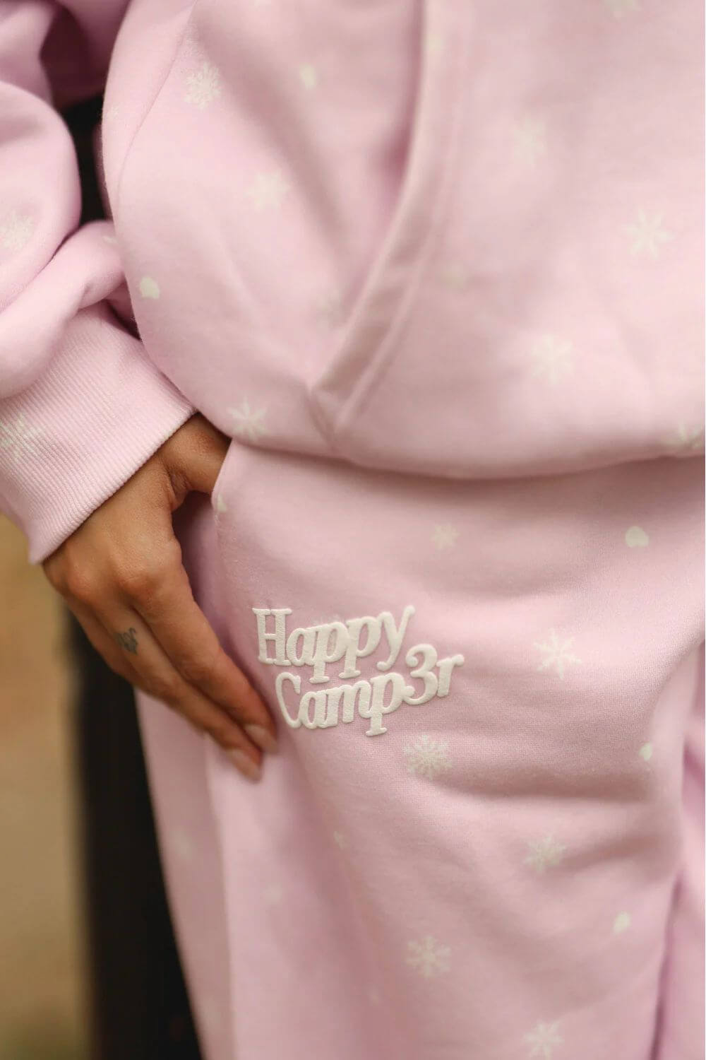 Happy Camp3r Snow Angel Sweatpants in Light Pink