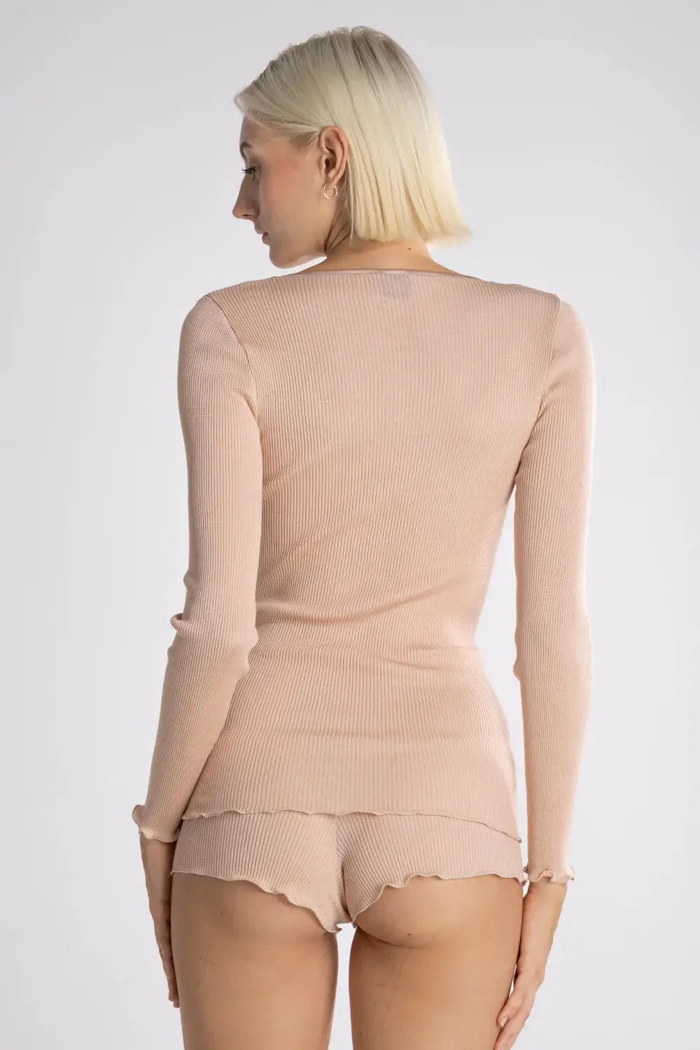 Oscalito Satin Wool and Silk V-Neck Long Sleeve Top back view