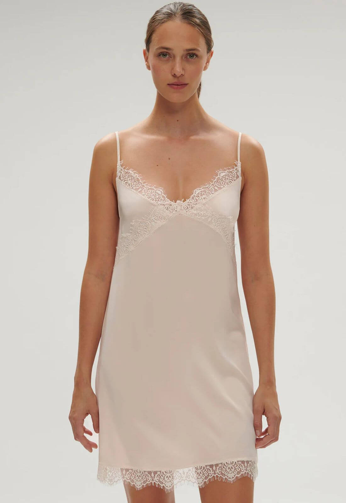 Simone Perele Short Night Dress in Sakura Pink