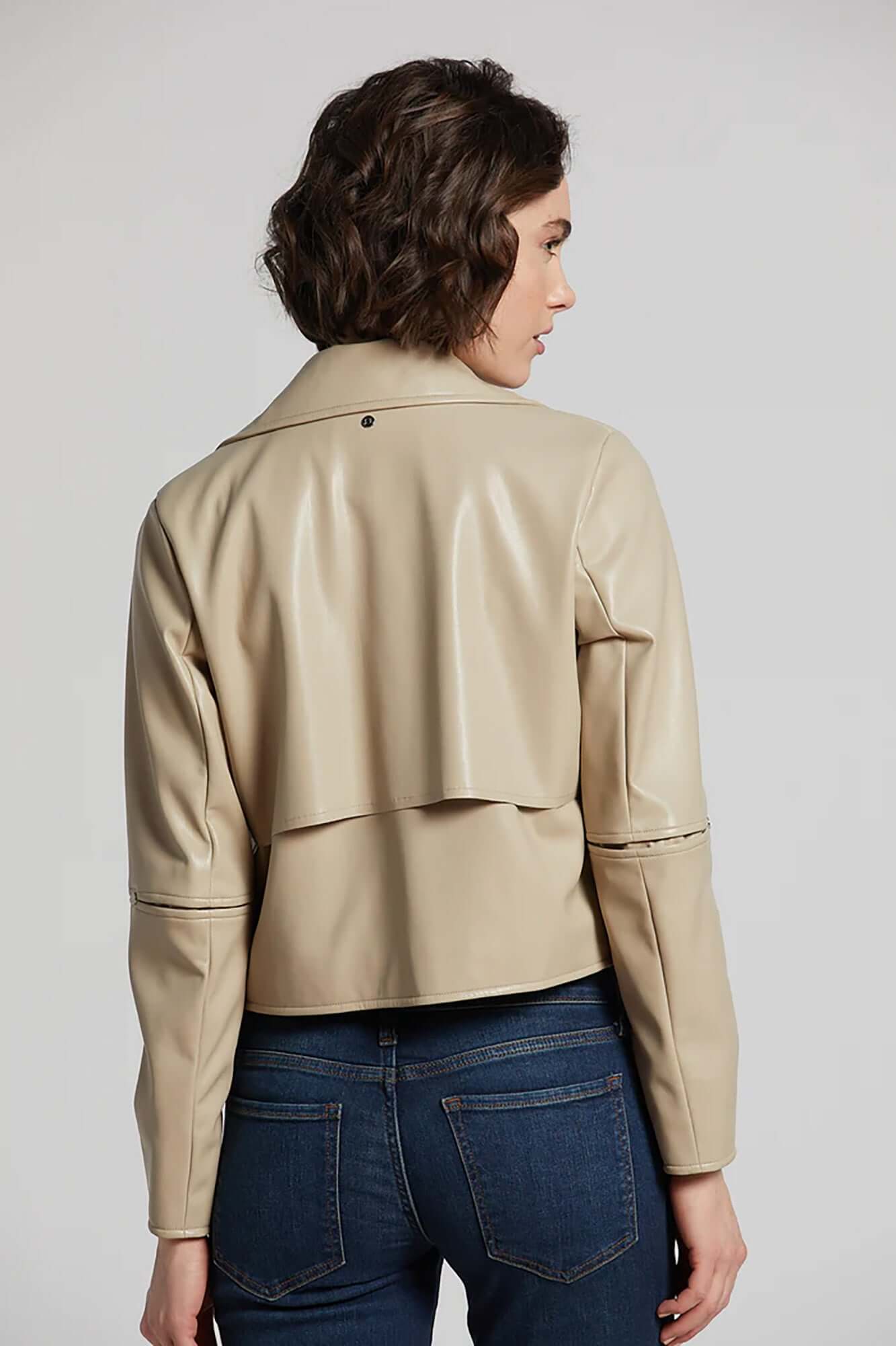 Ninon Short Leather Jacket in Beige
