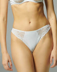 Delice Thong  in White
